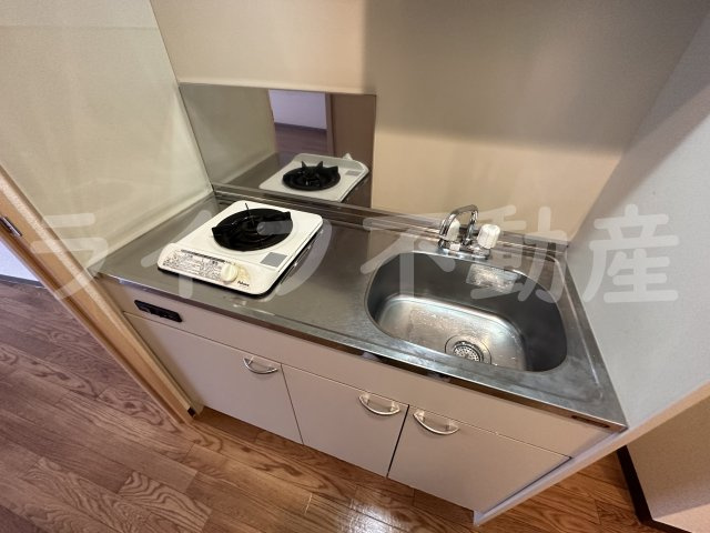 Ｍ’プラザ布施弐番館のキッチン|コンパクトなキッチンで掃除もラクラク