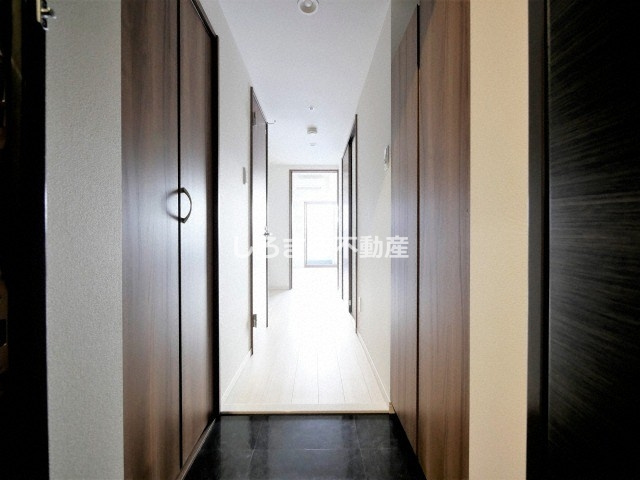 アール大阪グランデの玄関