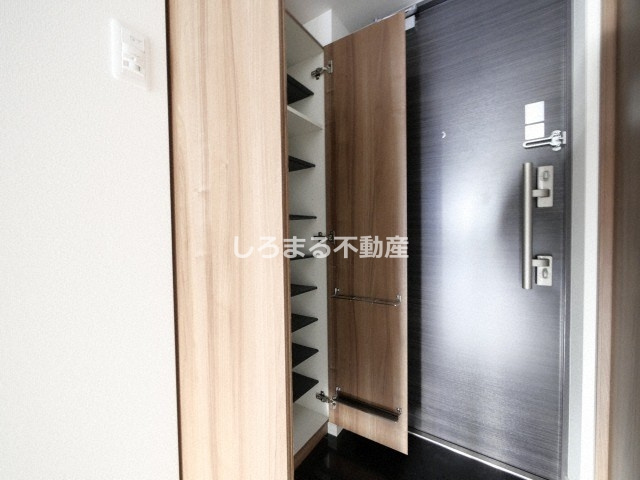 アール大阪グランデの収納