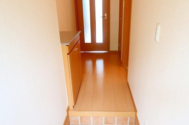 サンリットヒルの玄関