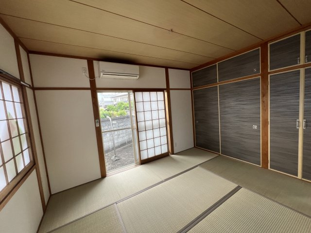 津山市勝部　アパートの和室