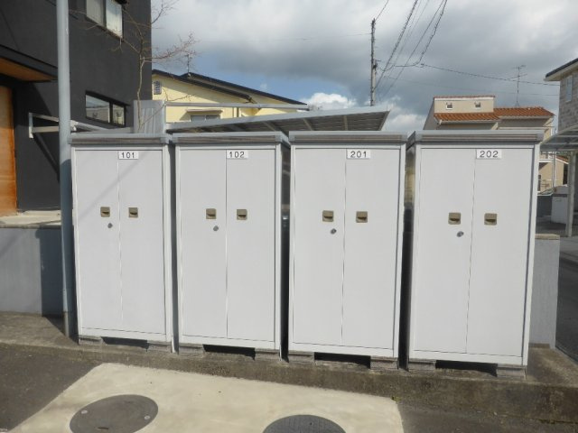 津山市勝部　アパートのその他共用部分|物置付