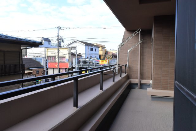 昭島市昭和町５丁目の中古マンションのバルコニー