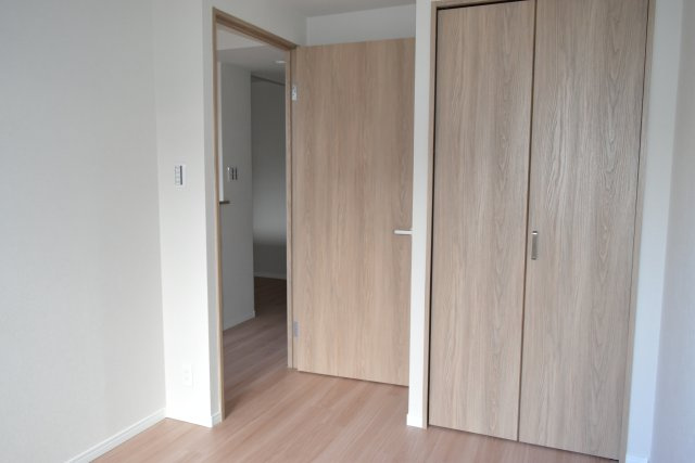 昭島市昭和町５丁目の中古マンションの収納