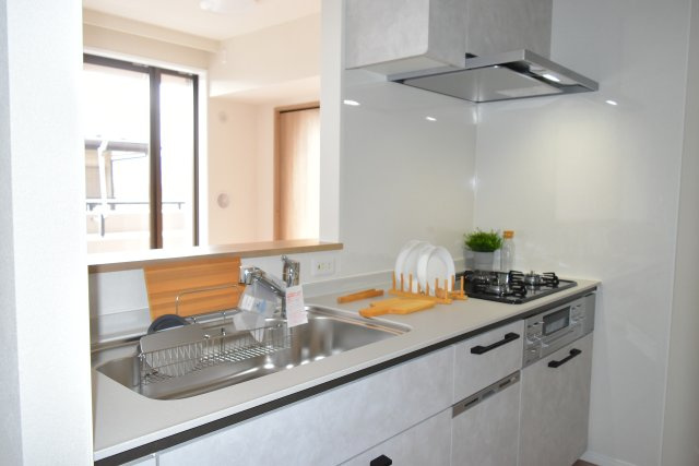 昭島市昭和町５丁目の中古マンションのキッチン