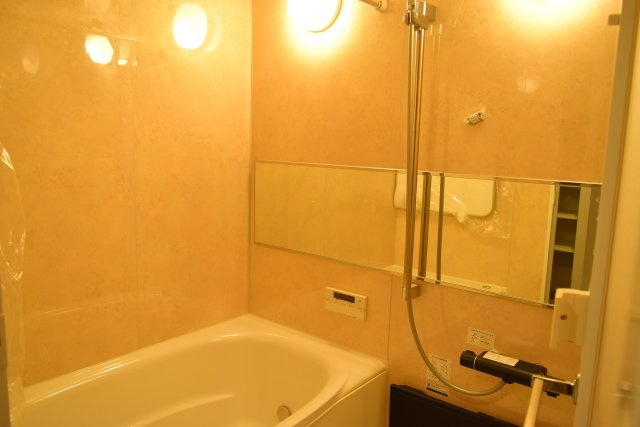 昭島市昭和町５丁目の中古マンションの浴室