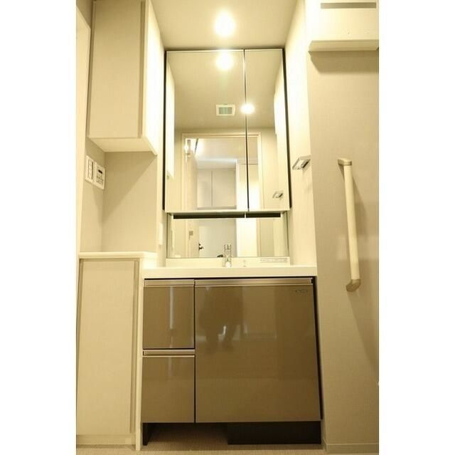 ルフォンプログレ赤塚の洗面所