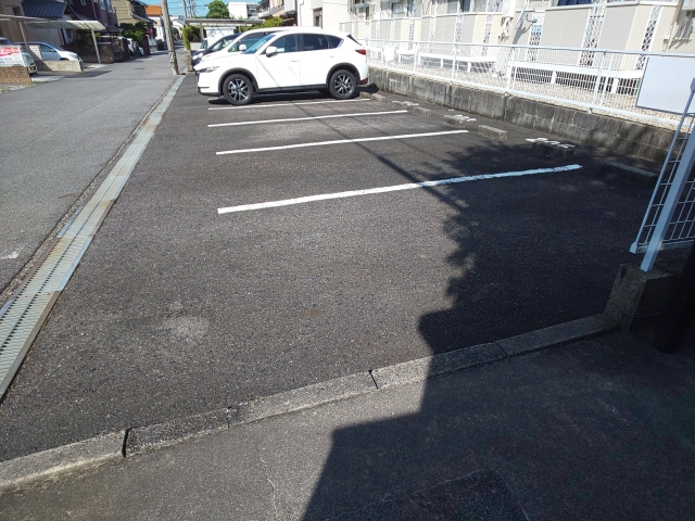 エスポワール（伊賀新町）の駐車場