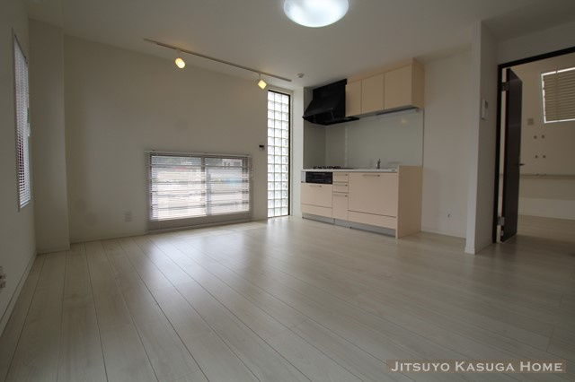 【居間・リビング】