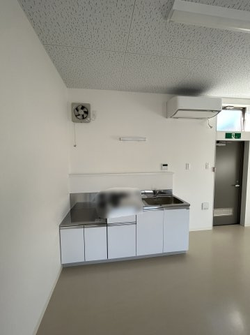 栄町テナントⅡのキッチン|キッチン設置済みです