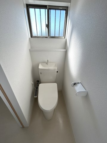 栄町テナントⅡのトイレ|温水洗浄便座のトイレ