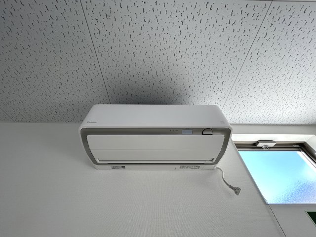 栄町テナントⅡの設備|新品のエアコン設置済みが嬉しいポイント