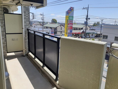 【バルコニー】 | コリーヌ・エトワール | 暖かな日差しのふりそそぐバルコニー