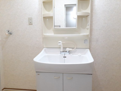 【洗面所】 | コリーヌ・エトワール | コンパクトで使いやすい洗面所