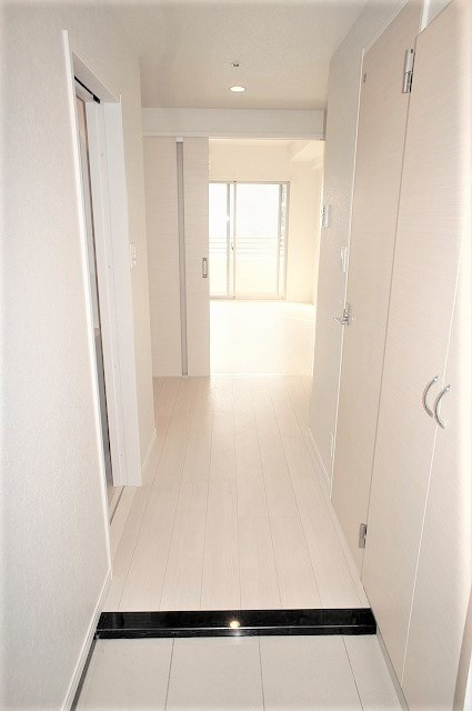 エンクレスト博多Belleの玄関|明るい玄関です