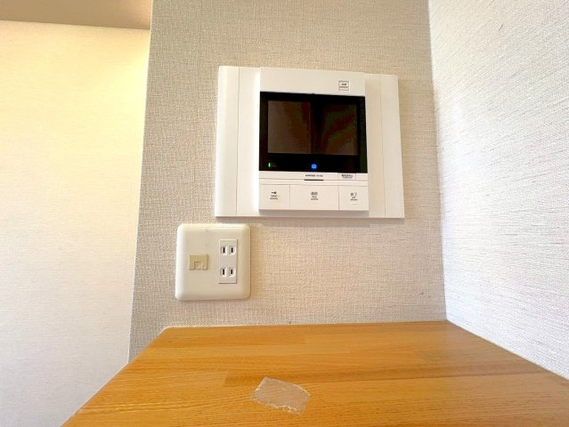 京都市営地下鉄烏丸御池線「烏丸御池」駅まで徒歩２分◆角住戸２ＬＤＫ◆アスティミア御池東洞院通のセキュリティ|TVモニター付きインターフォン