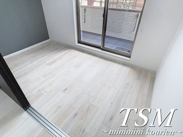 ジーメゾン枚方南中振の洋室