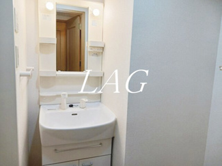 【洗面所】 | メルヴェーユ | 洗面台です。