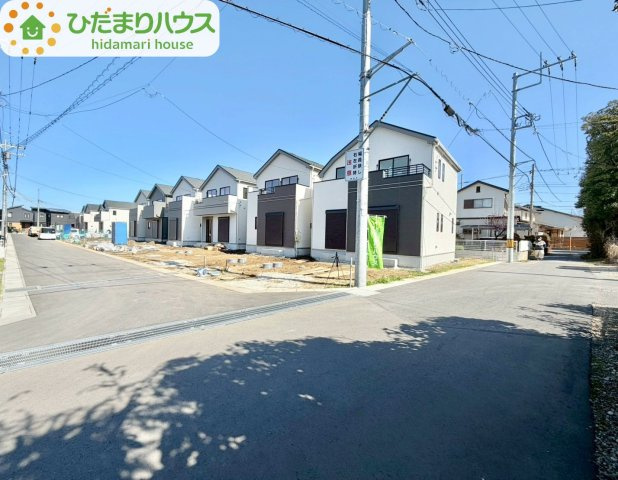 野田山崎2工区　新築戸建　2-Q号棟の前面道路含む現地写真|北西5ｍ公道・南東3.6公道