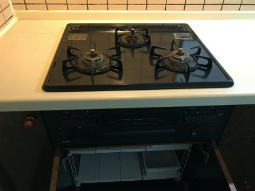 ライオンズマンション水前寺第３弐番館の設備|３口ガスコンロ