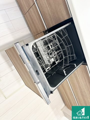 神戸市西区竹の台　第2期　新築一戸建ての設備|浄水器を内蔵！炊飯時、お茶を作る時に安心してお水を使えます！お湯と冷水、浄水と原水、シャワーの切替えもワンタッチです！