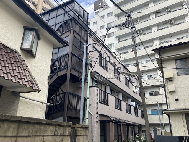 フローラルハイツ