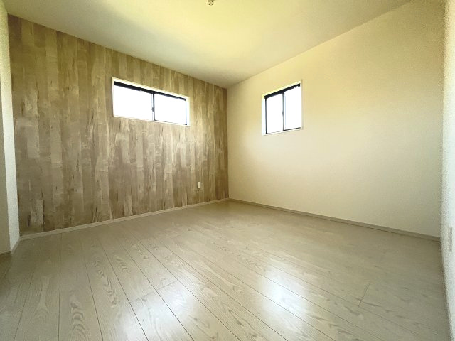 【寝室】 | 福岡市西区今津13期・平屋　1号棟（全1棟）【仲介手数料無料・0円】 | 現地写真。主寝室です。