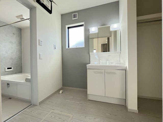 【洗面所】 | 福岡市西区今津13期・平屋　1号棟（全1棟）【仲介手数料無料・0円】 | 現地写真。