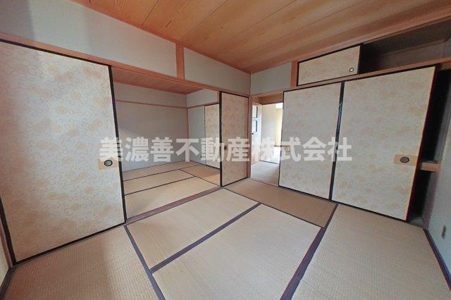 ６６１７６　コーポ田神 B棟の和室