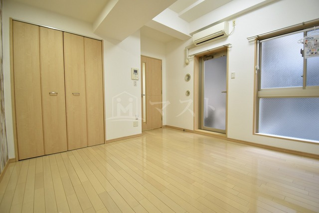 ディオレクレスト東心斎橋の居間・リビング|※建物内別間取参考写真