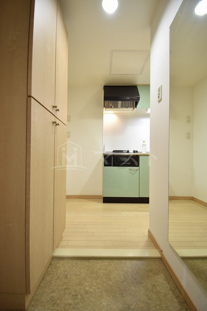 ディオレクレスト東心斎橋の玄関|※建物内別間取参考写真