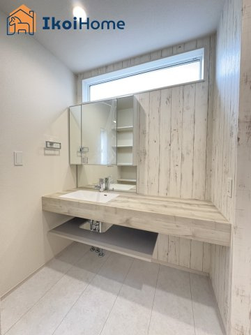 神戸市西区竹の台1丁目２期1号棟　新築戸建の洗面所|【ホームページに現地動画掲載中】●年中無休：当日予約可●広々洗面台「スマートサニタリー」採用！