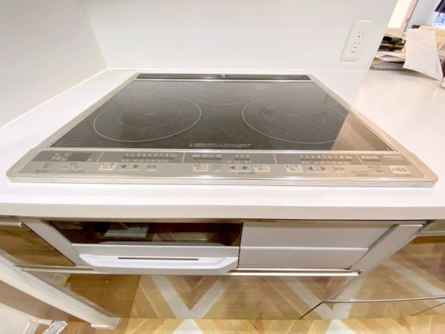 エンブルエバー焼津のキッチン