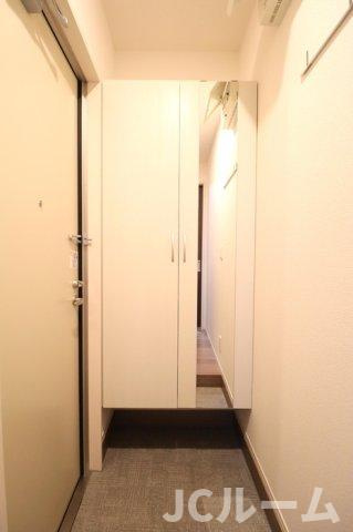 セレーノ ビオラの玄関