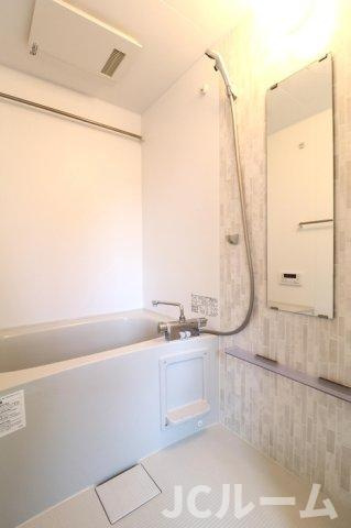 セレーノ ビオラの浴室