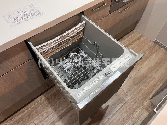 枚方淀川公園スカイハイツの設備|食器洗い乾燥機
■物件内覧・資金計画相談・住宅ローン相談、リフォーム相談、お問合せ受付中■
※当日・翌日のご内覧、ご相談はお電話でのお問合せがスムーズです！