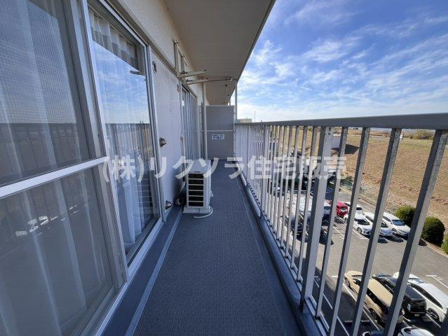 枚方淀川公園スカイハイツのバルコニー|■物件内覧・資金計画相談・住宅ローン相談、リフォーム相談、お問合せ受付中■
※当日・翌日のご内覧、ご相談はお電話でのお問合せがスムーズです！