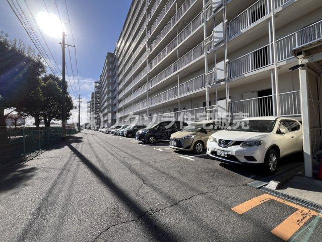 枚方淀川公園スカイハイツの駐車場|■物件内覧・資金計画相談・住宅ローン相談、リフォーム相談、お問合せ受付中■
※当日・翌日のご内覧、ご相談はお電話でのお問合せがスムーズです！