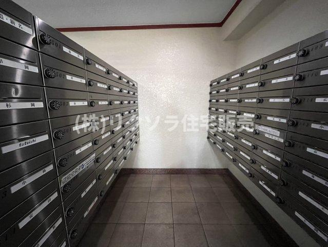 枚方淀川公園スカイハイツの設備|集合ポスト
■物件内覧・資金計画相談・住宅ローン相談、リフォーム相談、お問合せ受付中■
※当日・翌日のご内覧、ご相談はお電話でのお問合せがスムーズです！