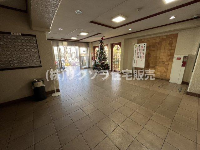 枚方淀川公園スカイハイツのエントランス|内部
■物件内覧・資金計画相談・住宅ローン相談、リフォーム相談、お問合せ受付中■
※当日・翌日のご内覧、ご相談はお電話でのお問合せがスムーズです！
