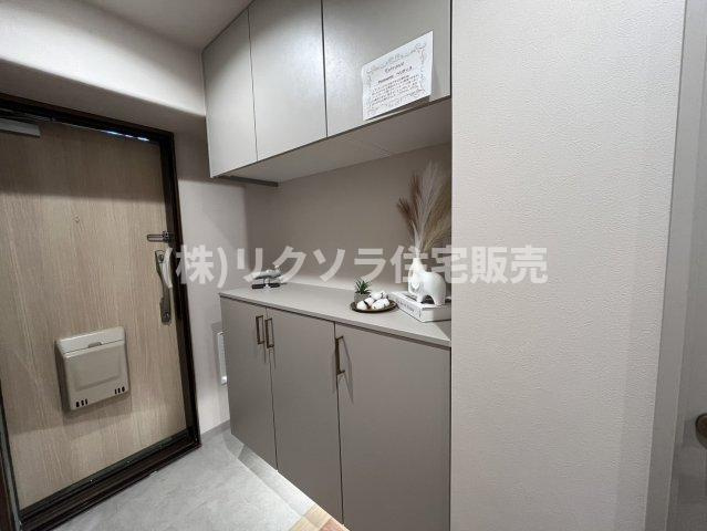枚方淀川公園スカイハイツの収納|シューズボックス
■物件内覧・資金計画相談・住宅ローン相談、リフォーム相談、お問合せ受付中■
※当日・翌日のご内覧、ご相談はお電話でのお問合せがスムーズです！