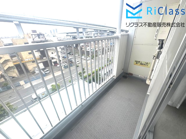 天保山第5コーポ1号棟のバルコニー|陽当たり良好なバルコニーです