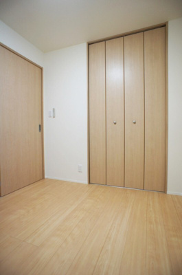 【寝室】 | エミル新宿