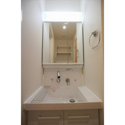 【独立洗面台】 | エミル新宿 | 嬉しい独立洗面台付き。