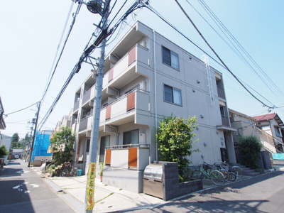 【外観】 | サンライズヒルズ | 鉄筋コンクリート造のがっちりとした建物。