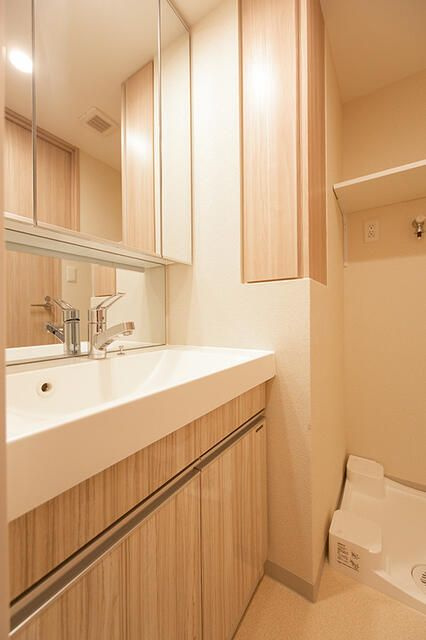 ＪＰ　ｎｏｉｅ　上野稲荷町の洗面所