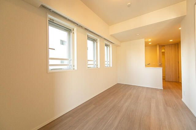 ＪＰ　ｎｏｉｅ　上野稲荷町の居間・リビング