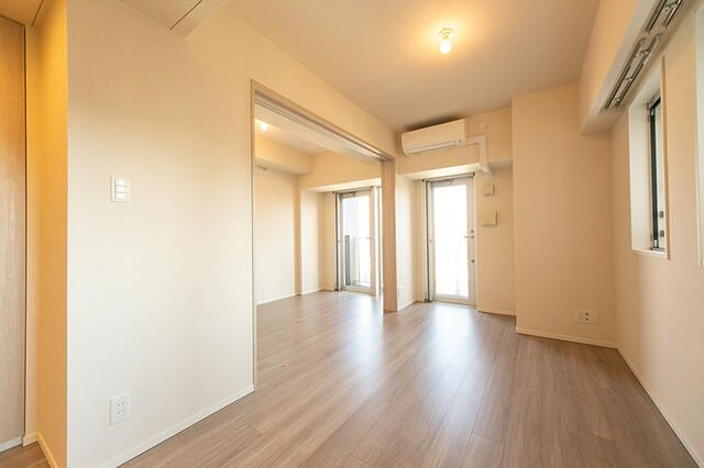 ＪＰ　ｎｏｉｅ　上野稲荷町の居間・リビング