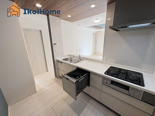 神戸市西区竹の台1丁目２期2号棟　新築戸建のキッチン|【ホームページに現地動画掲載中】●年中無休：当日予約可●便利な食洗器付きのキッチンになります。