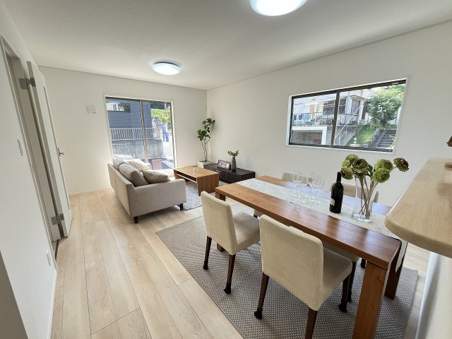 【内装】 | 福岡市南区鶴田4丁目第10　1号棟（全1棟）【仲介手数料無料・0円】 | 施工例。施工例は完成時と異なる場合があります。